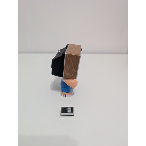 Garbage Pail Kids - TeeVee Stevie with Remote - Series 1 Blind Box - Picture 2 of 6